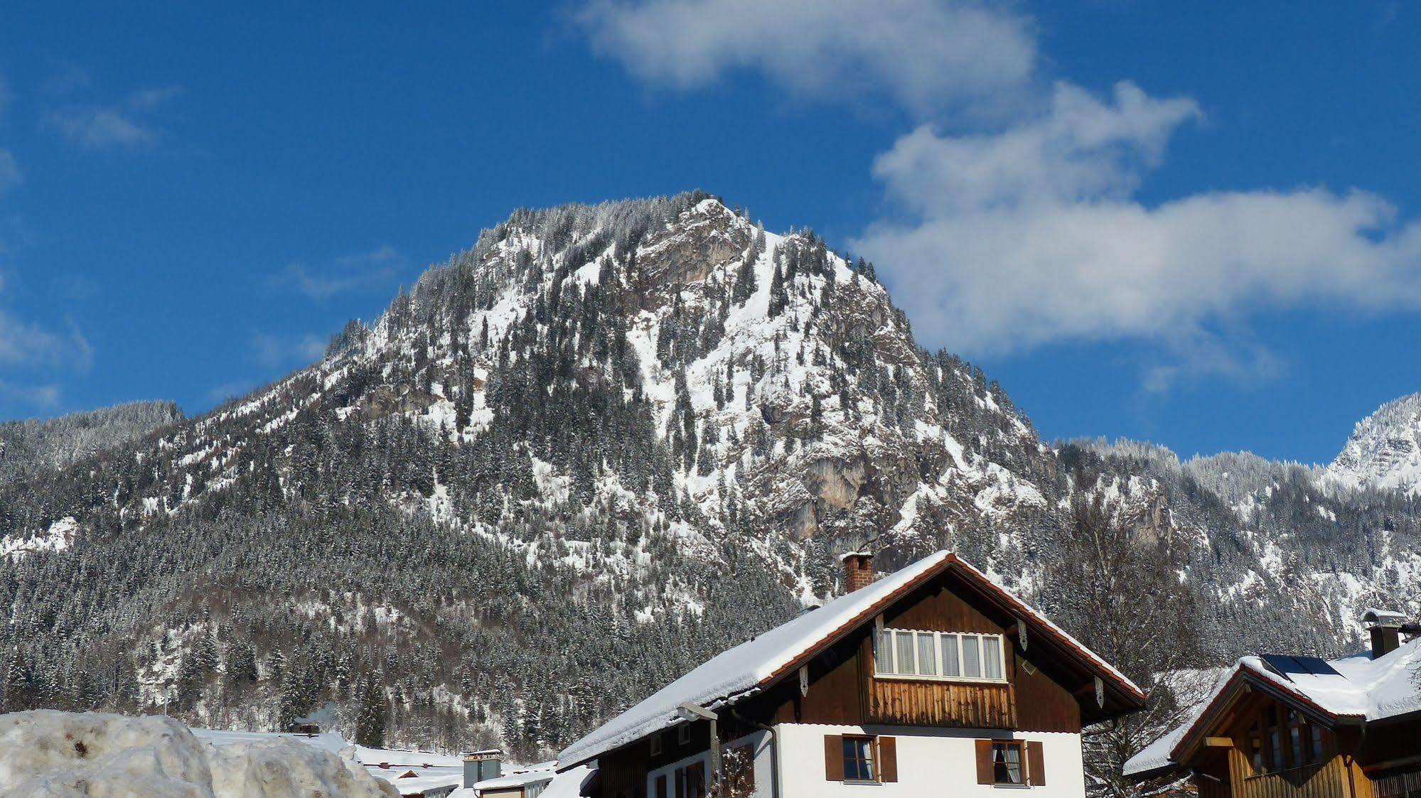Hotel Restaurant Amadeus - Inclusive Skipass Und Vieles Mehr Bad Hindelang Exterior foto